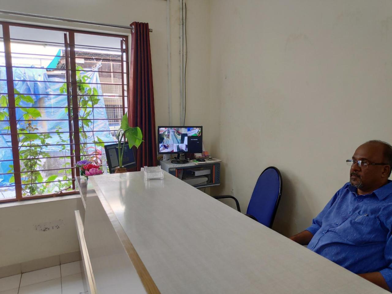 إرناكولام Hotel Silver Space المظهر الخارجي الصورة