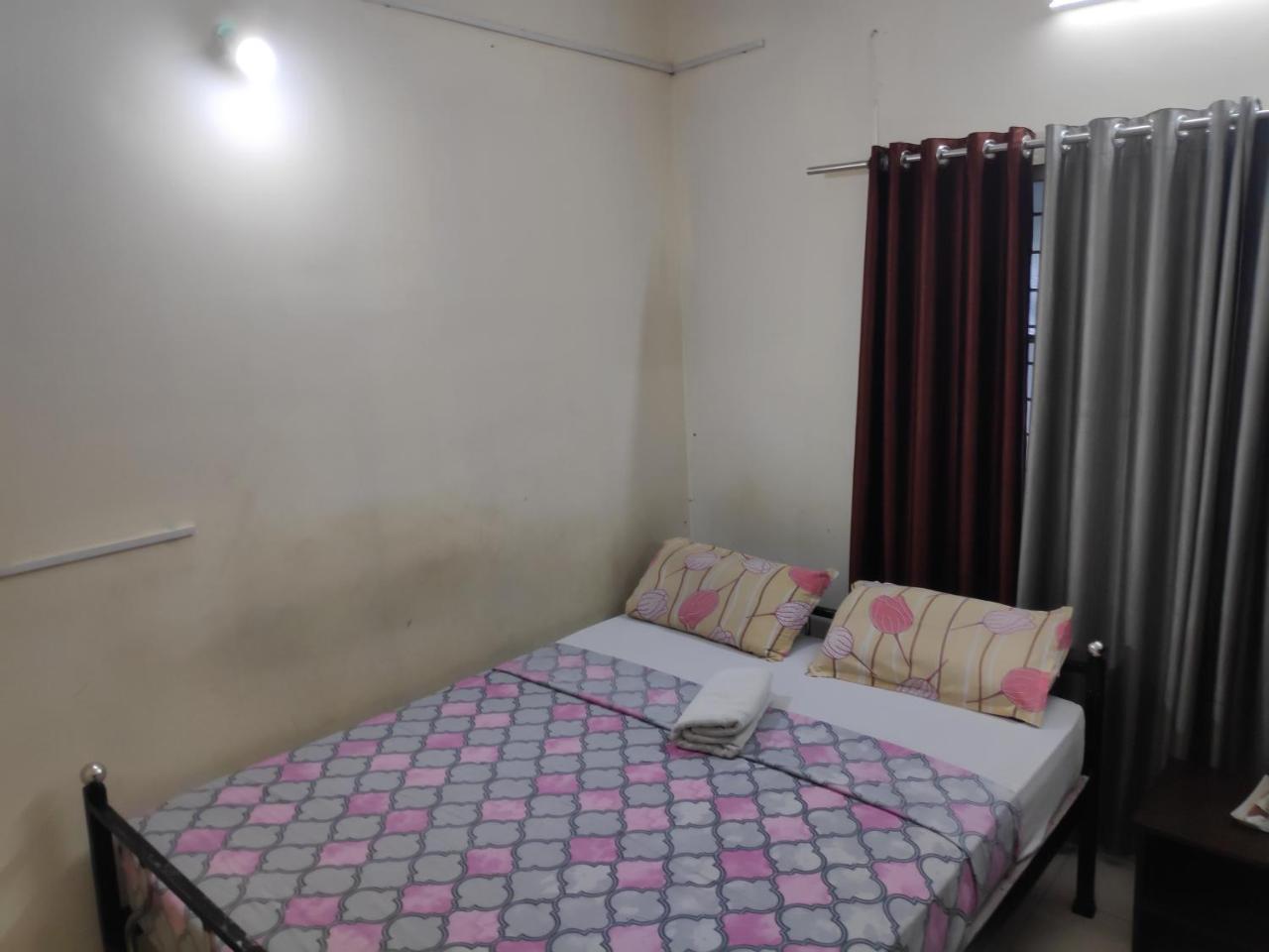 إرناكولام Hotel Silver Space المظهر الخارجي الصورة